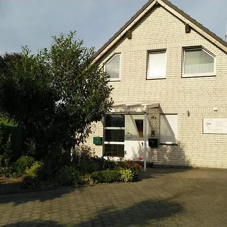 Wohnung Akazie Mit Terrasse Lohne  Exterior foto