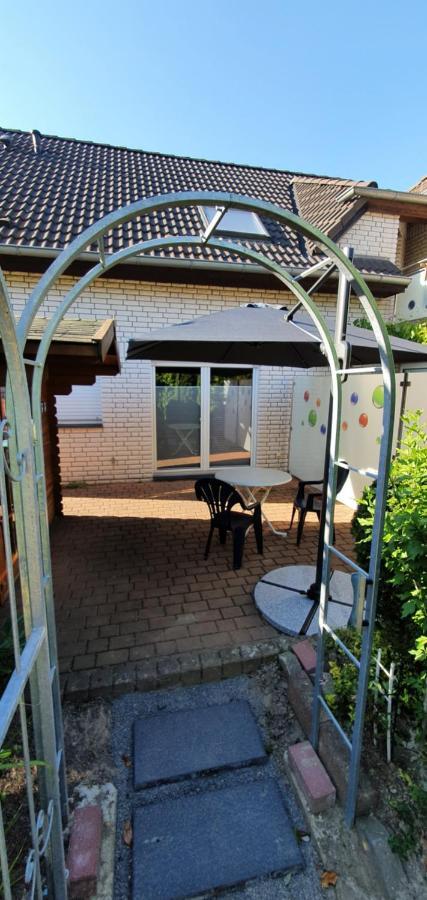 Apartment Akazie Mit Terrasse